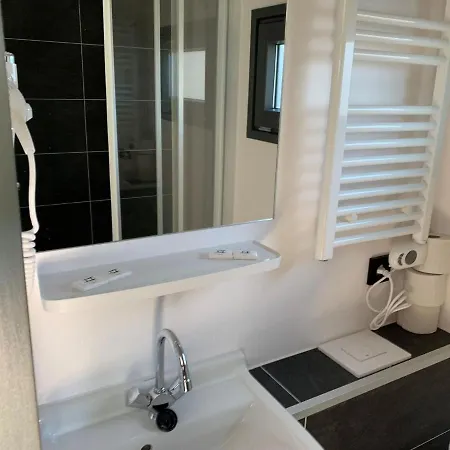 Waterfront Houseboat Near The Centre Botel *